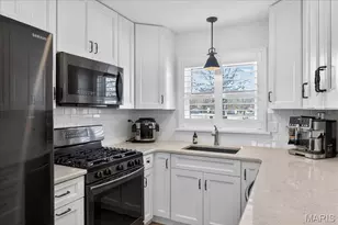 2709 Sibley St, Saint Charles, MO 63301 - Photo 17