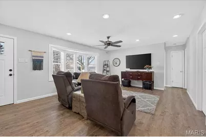 2709 Sibley Street, Saint Charles, MO 63301 - Photo 11