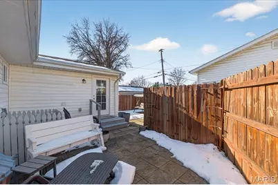 2709 Sibley Street, Saint Charles, MO 63301 - Photo 45