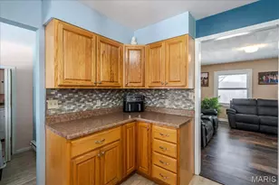 105 Watkins St, Bourbon, MO 65441 - Photo 9