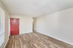 1610 Jackson Ln, Florissant, MO 63031 - Photo 9