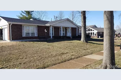 5373 Chatfield Drive, Oakville, MO 63129 - Photo 1