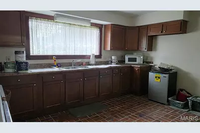 400 N 3rd Street, De Soto, MO 63020 - Photo 9