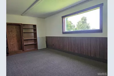 400 N 3rd Street, De Soto, MO 63020 - Photo 15