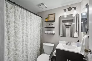 1948 Marine Terrace Dr, Saint Louis, MO 63146 - Photo 13