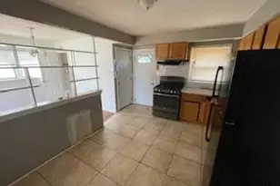 10356 St Matthew Ln, Saint Ann, MO 63074 - Photo 5