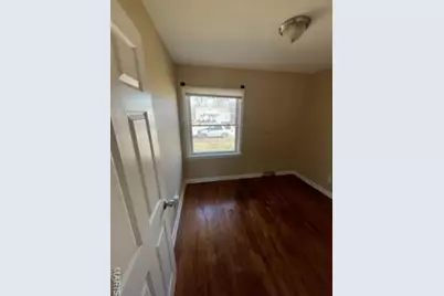 10356 Saint Matthew Lane, Saint Ann, MO 63074 - Photo 9