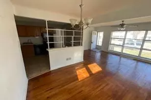 10356 St Matthew Ln, Saint Ann, MO 63074 - Photo 3