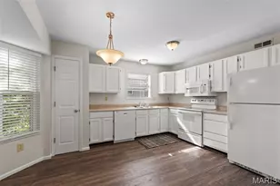 160 Old Buggy Ct Ct, Saint Peters, MO 63304 - Photo 9