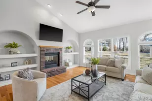 702 Balcarra Dr, O'Fallon, MO 63368 - Photo 7