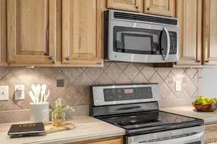 702 Balcarra Dr, O'Fallon, MO 63368 - Photo 17