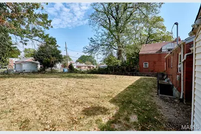 905 Hornsby Avenue, Saint Louis, MO 63147 - Photo 43