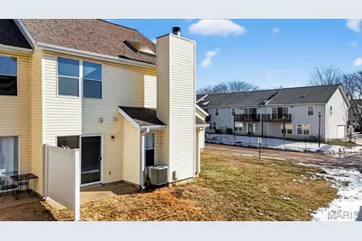 352 Windsor Place #B, Saint Peters, MO 63376 - Photo 23