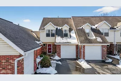 352 Windsor Place #B, Saint Peters, MO 63376 - Photo 1