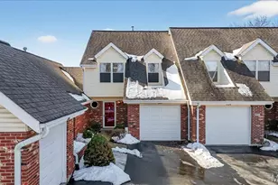 352 Windsor Pl, Saint Peters, MO 63376 - Photo 1