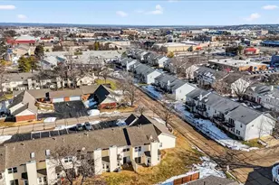 352 Windsor Pl, Saint Peters, MO 63376 - Photo 31