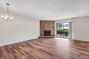 1436 Heritage Landing, Saint Charles, MO 63303 - Photo 3