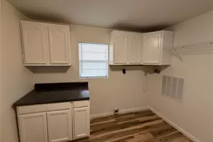 609 Raymond St, Potosi, MO 63664 - Photo 15