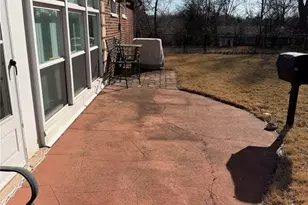 21 Crabapple Ct, Saint Louis, MO 63132 - Photo 19