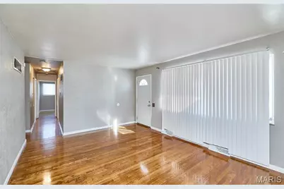 1575 Starling Drive, Florissant, MO 63031 - Photo 5