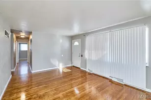 1575 Starling Dr, Florissant, MO 63031 - Photo 5