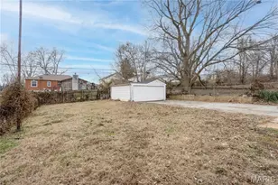 2604 Avie Dr, Jennings, MO 63136 - Photo 23