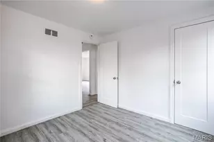 2604 Avie Dr, Jennings, MO 63136 - Photo 15