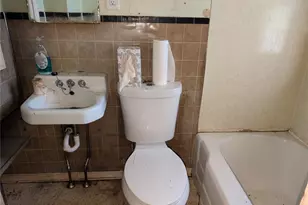 3236 Royalton Ave, Breckenridge Hills, MO 63114 - Photo 5