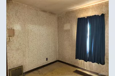 3236 Royalton Avenue, Breckenridge Hills, MO 63114 - Photo 3