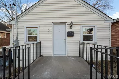 2221 Wolter Avenue, Saint Louis, MO 63114 - Photo 3