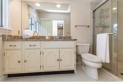 1620 Chalmers Drive, Chesterfield, MO 63017 - Photo 25