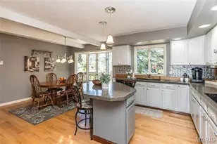 1620 Chalmers Dr, Chesterfield, MO 63017 - Photo 15