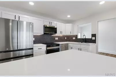 2780 Narraganset Drive, Florissant, MO 63033 - Photo 11