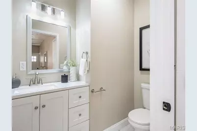 3467 Giles Avenue, Saint Louis, MO 63116 - Photo 13