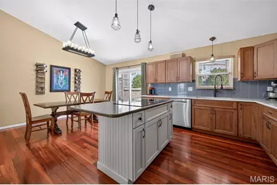 557 Woodlyn Crossing, Ballwin, MO 63021 - Photo 15