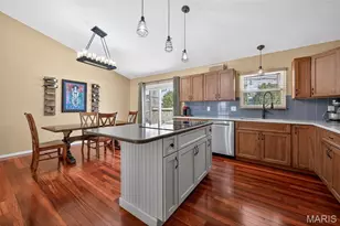 557 Woodlyn Crossing, Ballwin, MO 63021 - Photo 15