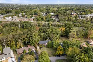 1889 N Signal Hills Dr, Kirkwood, MO 63122 - Photo 43