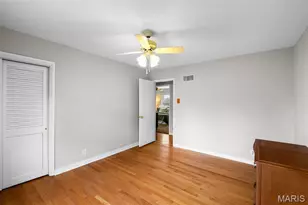 1889 N Signal Hills Dr, Kirkwood, MO 63122 - Photo 23