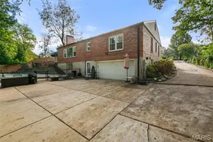 1889 N Signal Hills Dr, Kirkwood, MO 63122 - Photo 33