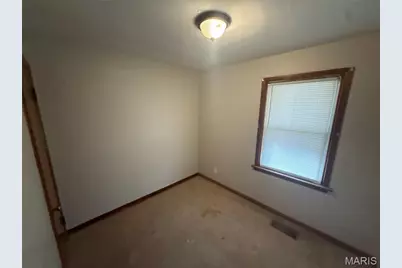 223 Wiegel Drive, Ferguson, MO 63135 - Photo 37