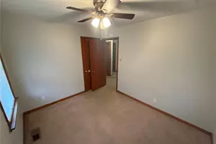 223 Wiegel Dr, Ferguson, MO 63135 - Photo 35