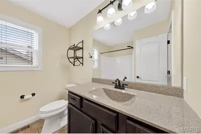 178 Shadow Pointe Drive, Wentzville, MO 63385 - Photo 21