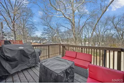 8647 Belcrest Lane, Saint John, MO 63114 - Photo 37