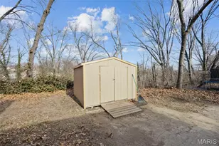 8647 Belcrest Ln, Saint John, MO 63114 - Photo 39