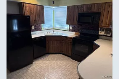 418 N Service Road, Saint Peters, MO 63376 - Photo 5