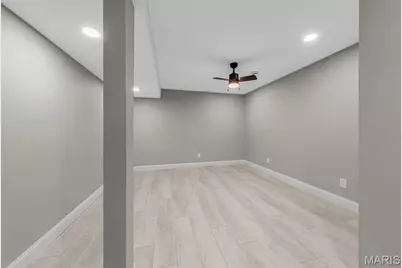 402 Knothole Lane, Wentzville, MO 63385 - Photo 57