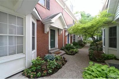 7709 Gannon Avenue, Saint Louis, MO 63130 - Photo 1