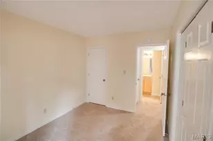 9041 N Swan Cir, Brentwood, MO 63144 - Photo 21