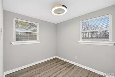 19 Marquette Drive, Florissant, MO 63031 - Photo 13