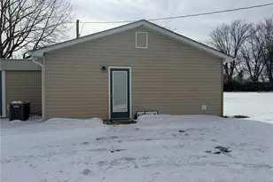 26147 N Carol St, Warrenton, MO 63383 - Photo 3